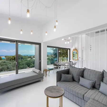 Vilă Anthos - Fresh Modern Villa, Pool, Close To The