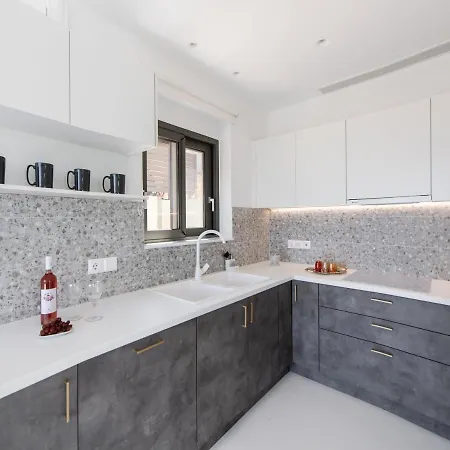 Anthos - Fresh Modern Villa, Pool, Close To The Vilă Agios Ioannis (Lefkada)